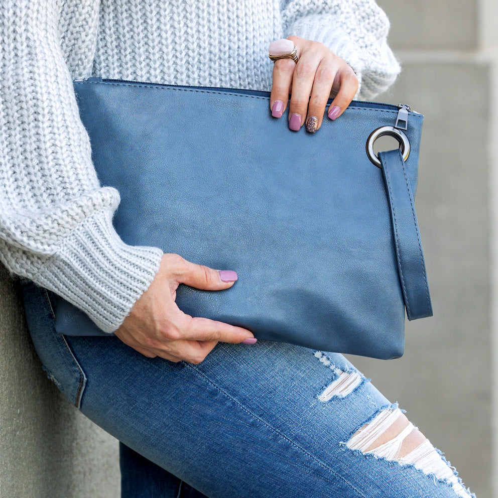 🖤 Track Belle Oversized Everyday Clutch