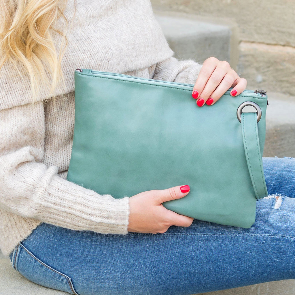 🖤 Track Belle Oversized Everyday Clutch