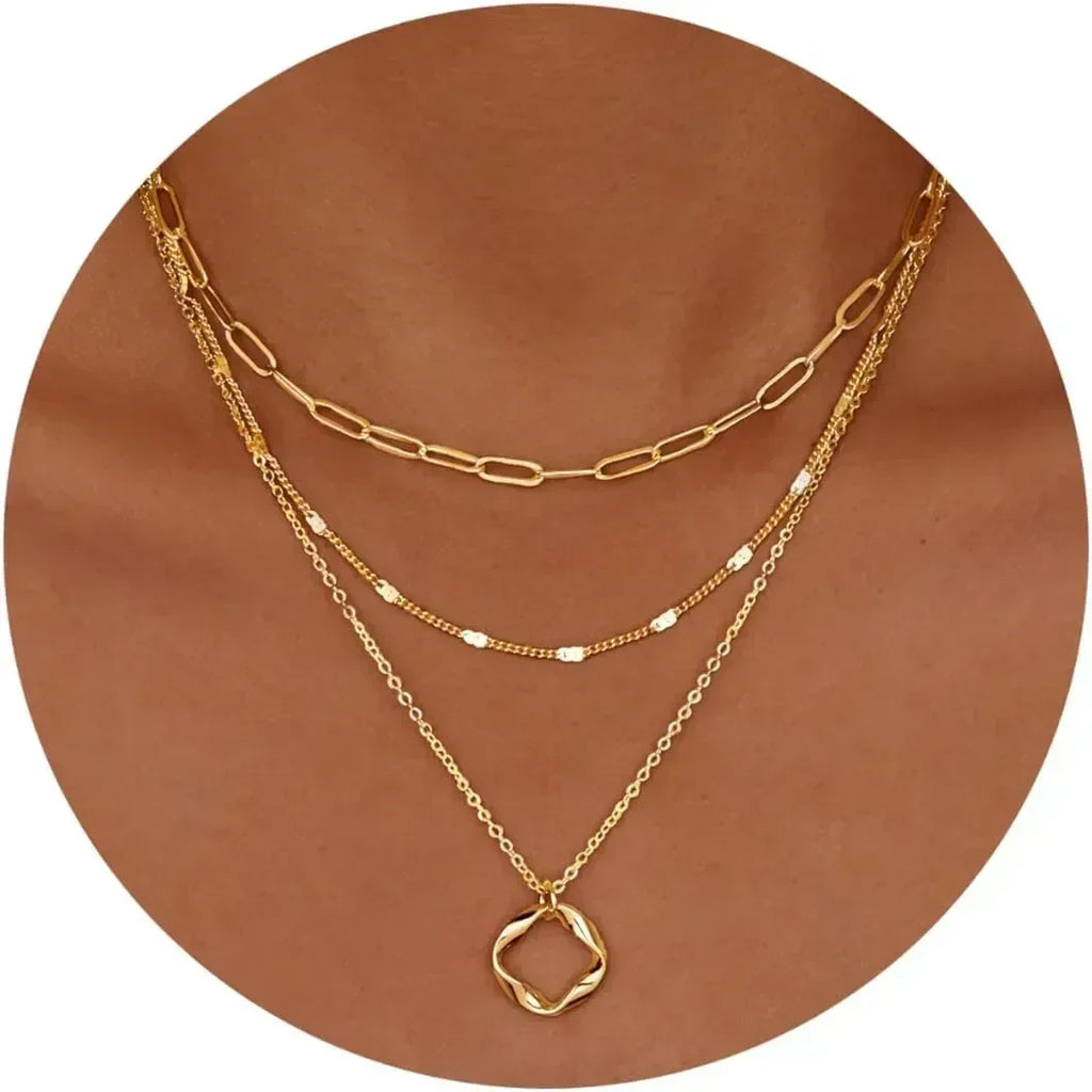 Track Belle Layered Circle Chain Necklace